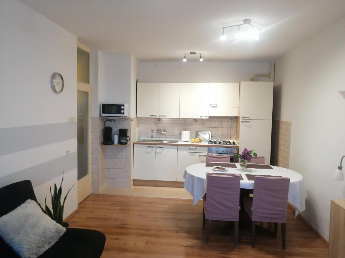 Apartman Dea Apartment Rijeka Exterior photo